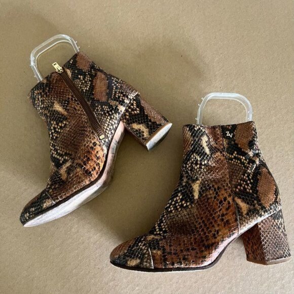 Zadig & Voltaire Glimmer Wilk Embossed Snake Heeled Boots - Picture 3 of 9